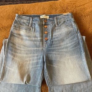 NEW WITH TAGS Madewell Flea Market Flares. Size 29. Button fly.